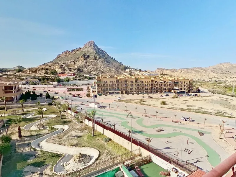 Penthouse in Archena with clear views and all the amenities