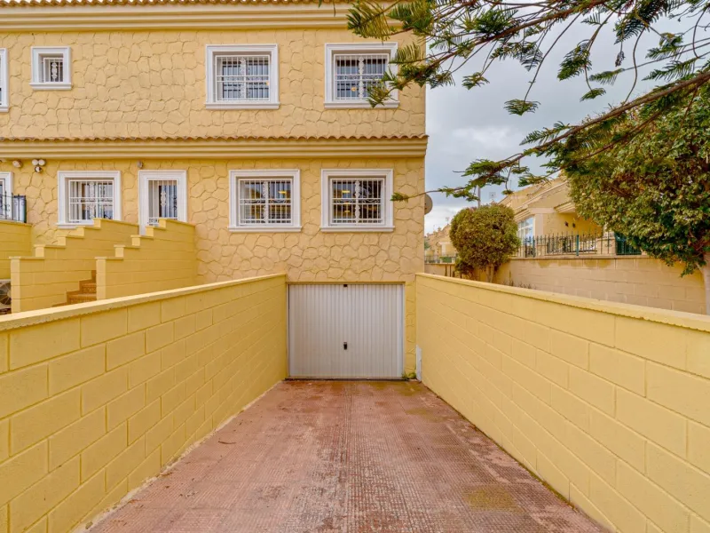 Large corner semi-detached house with sea views,