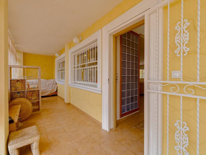 Large corner semi-detached house with sea views,