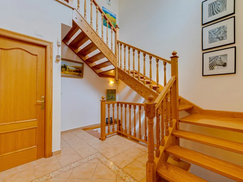 Large corner semi-detached house with sea views,