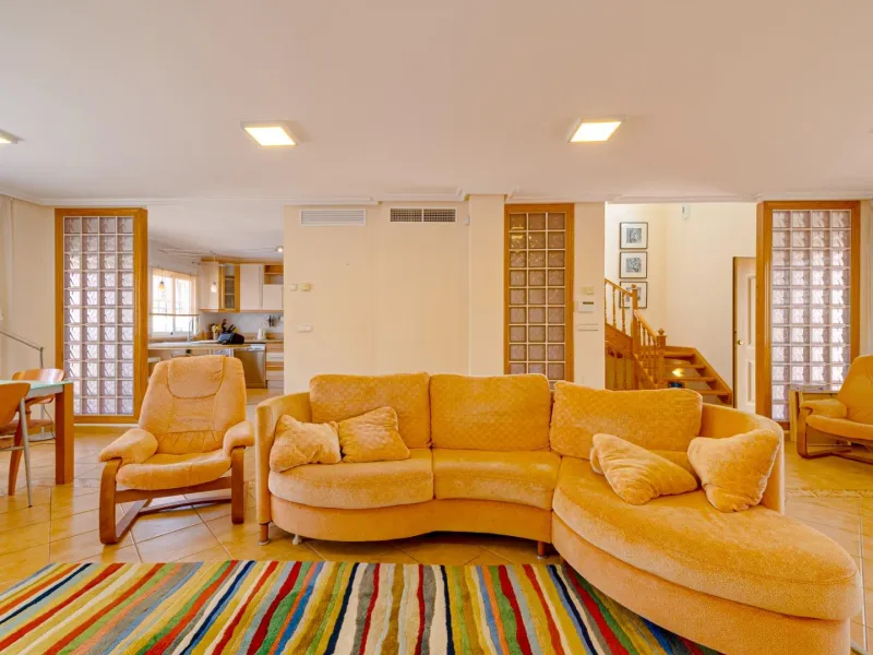 Large corner semi-detached house with sea views,