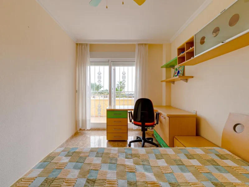 Large corner semi-detached house with sea views,