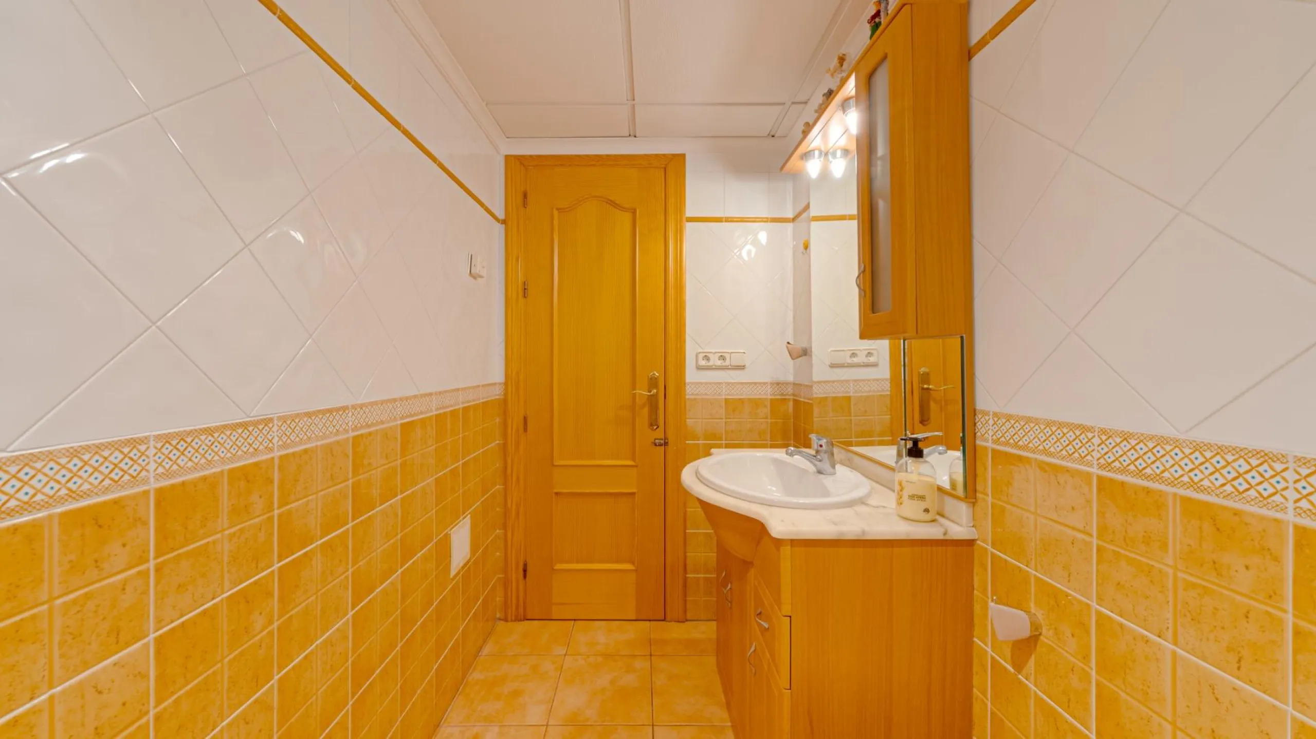 Large corner semi-detached house with sea views,