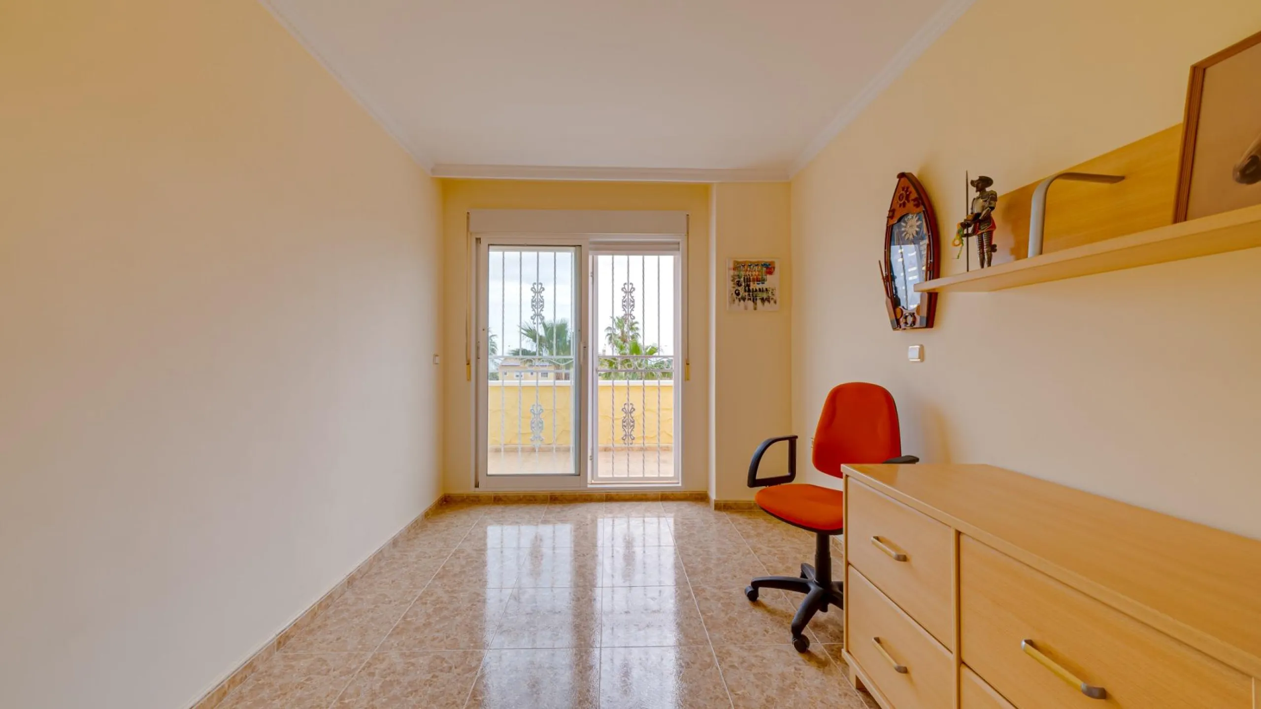 Large corner semi-detached house with sea views,