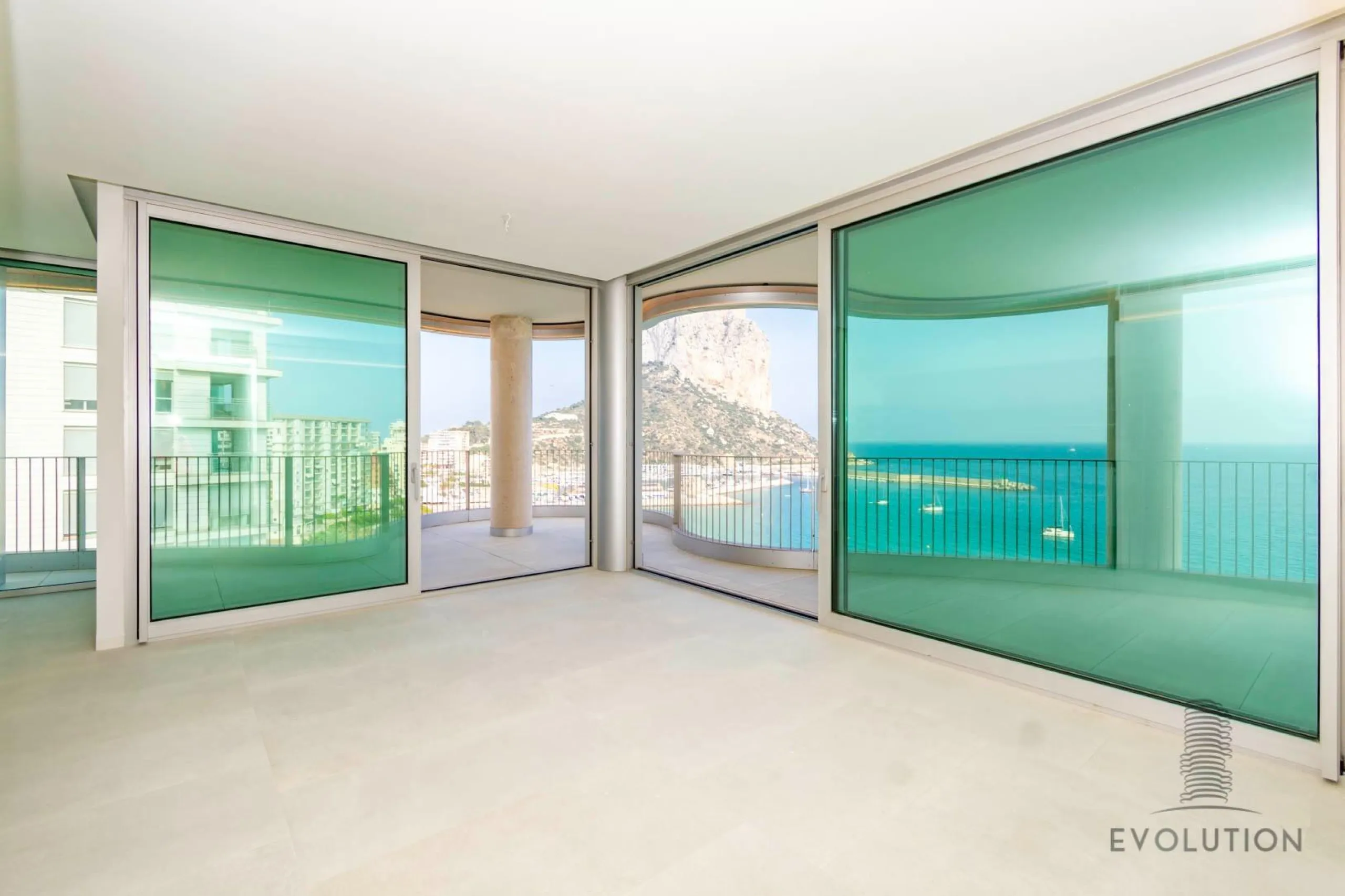 Homes with modern design and high technology on the front line
