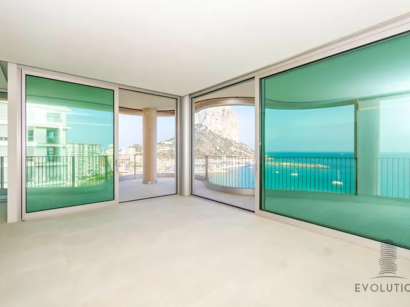 Homes with modern design and high technology on the front line