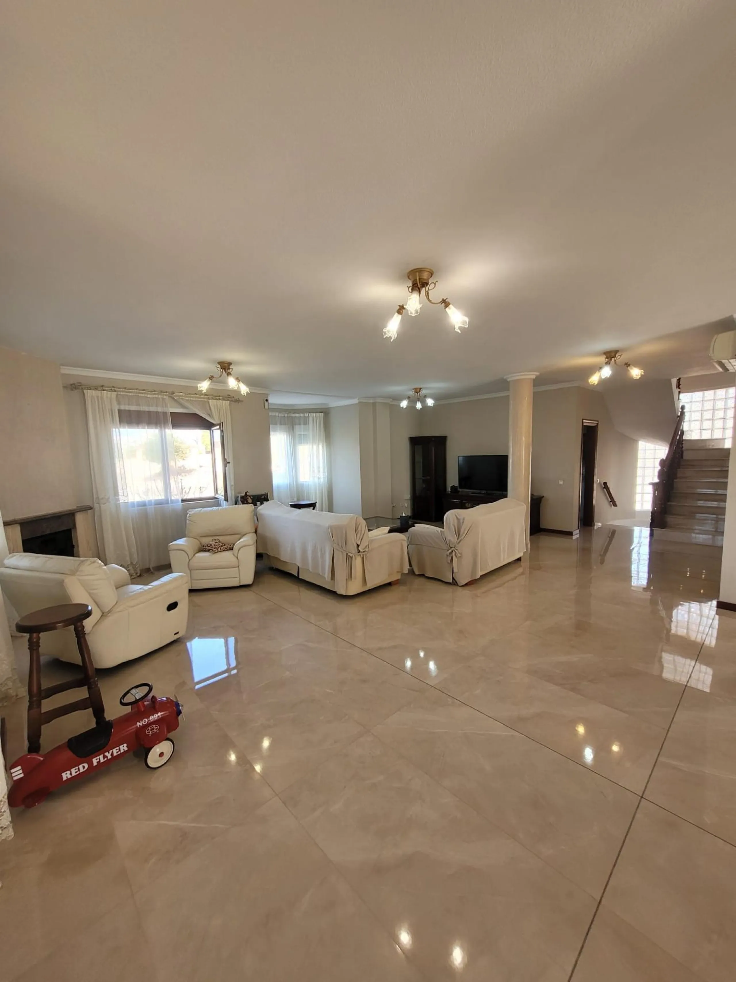 Luxury Villa in Ciudad Quesada with Stunning Clear Views