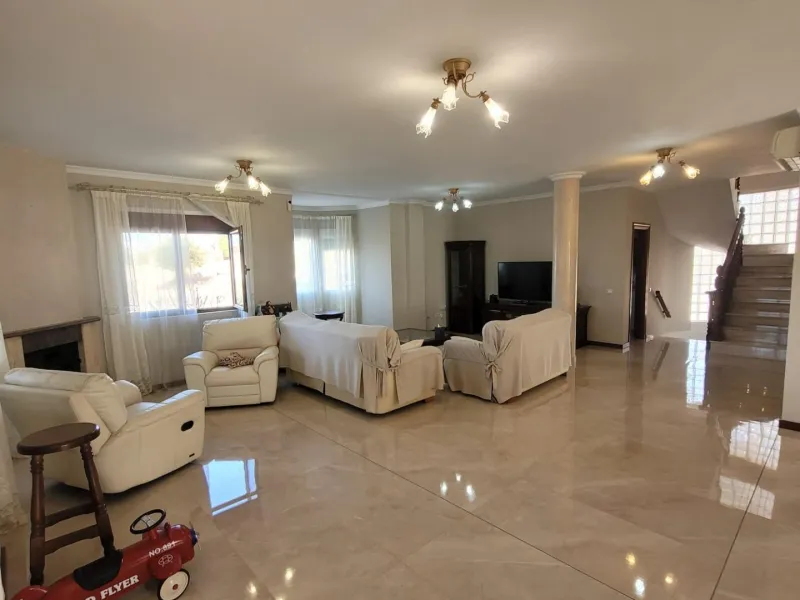 Luxury Villa in Ciudad Quesada with Stunning Clear Views