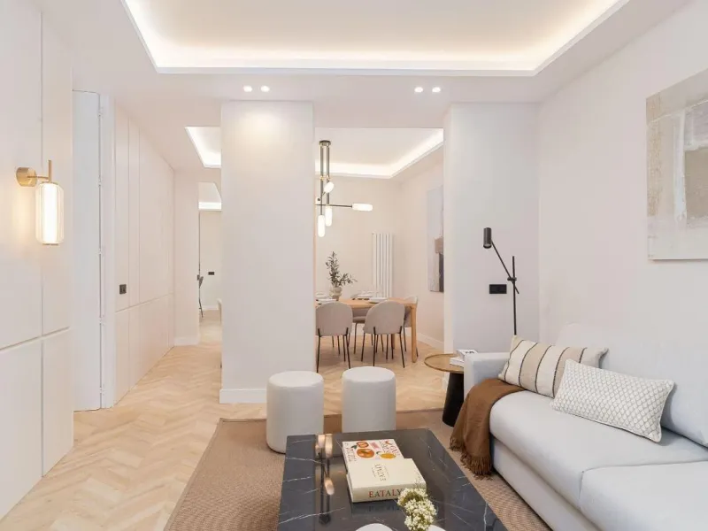LUXURIOUS FULLY RENOVATED APARTMENT IN MADRID CENTER