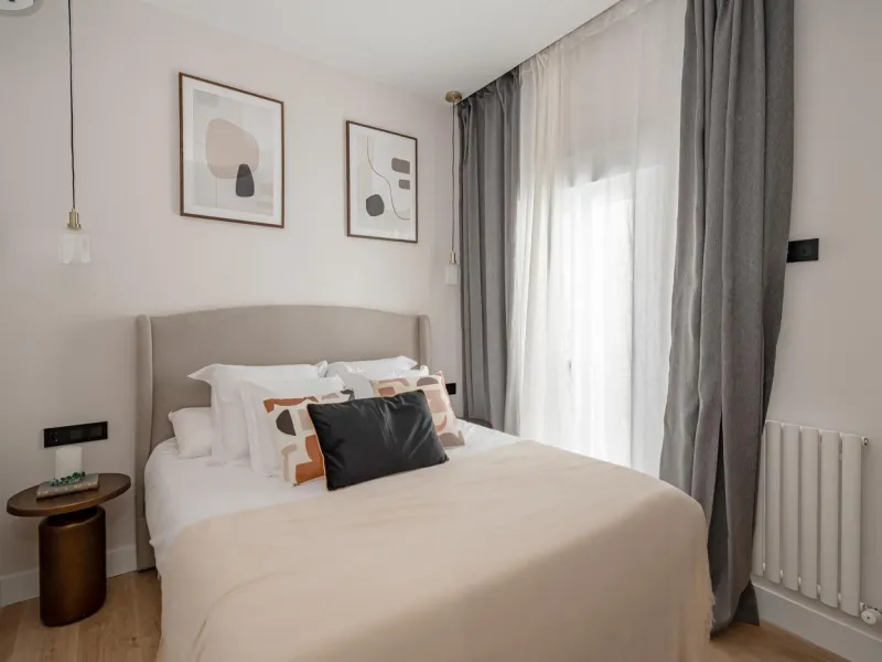 COMPLETELY RENOVATED HOUSING FOR SALE IN THE CENTRAL AREA, MADRID