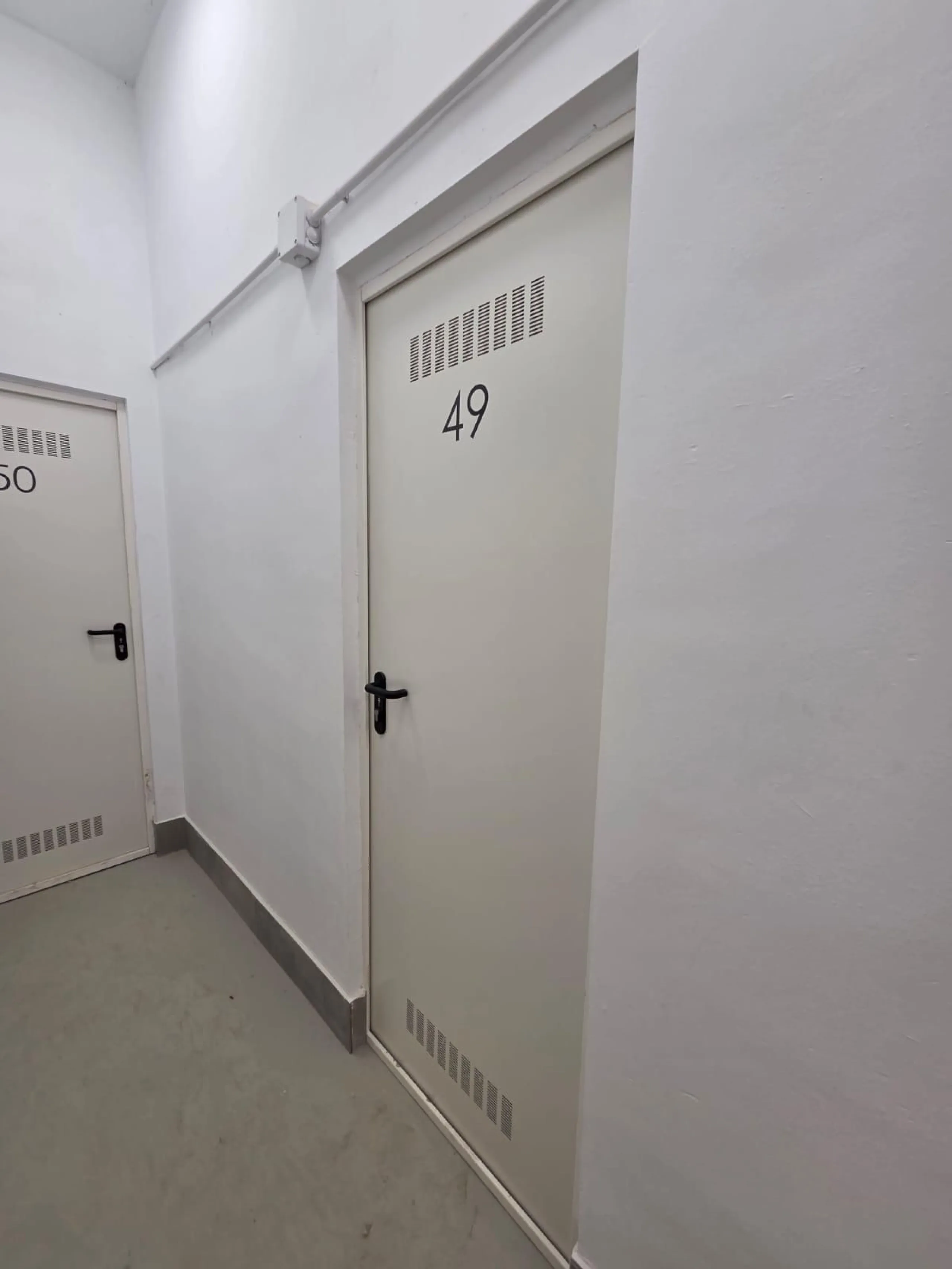 Exklusives mediterranes Wohnen in dieser unbenutzten, nach Süden ausgerichteten Wohnung in der begehrten Phase Las Lomas 5 von La Reserva del Higuerón