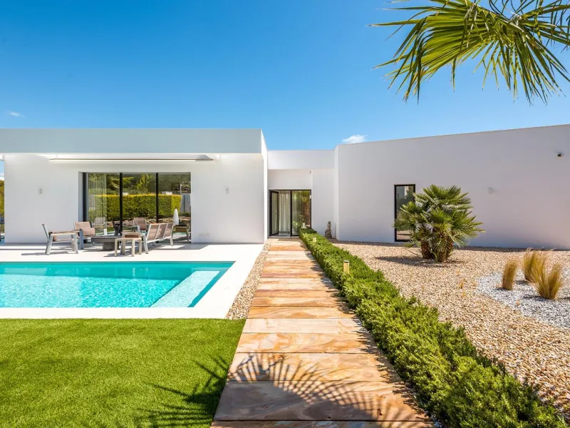 Dream villa in Las Colinas Golf with 1700 m2 plot