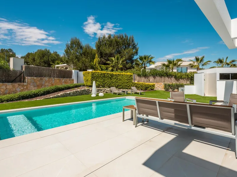 Dream villa in Las Colinas Golf with 1700 m2 plot