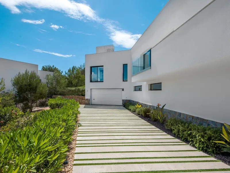 Dream villa in Las Colinas Golf with 1700 m2 plot