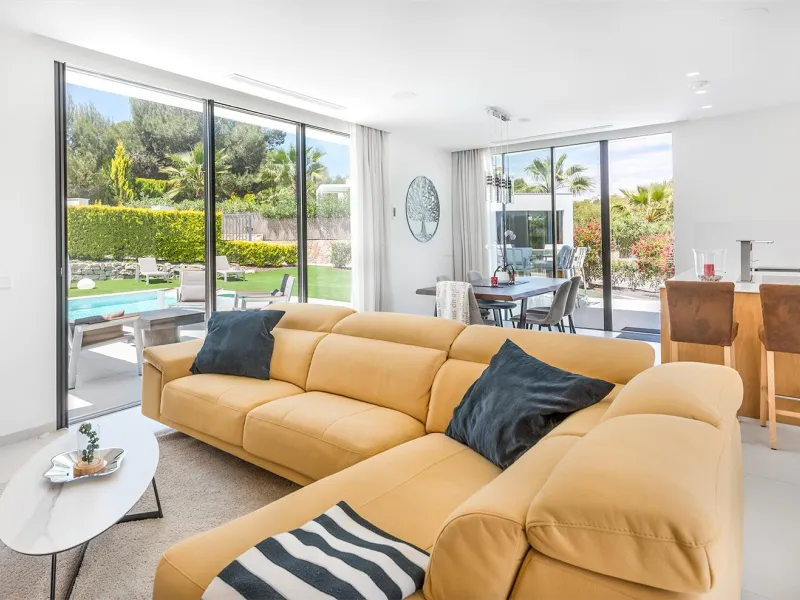 Dream villa in Las Colinas Golf with 1700 m2 plot