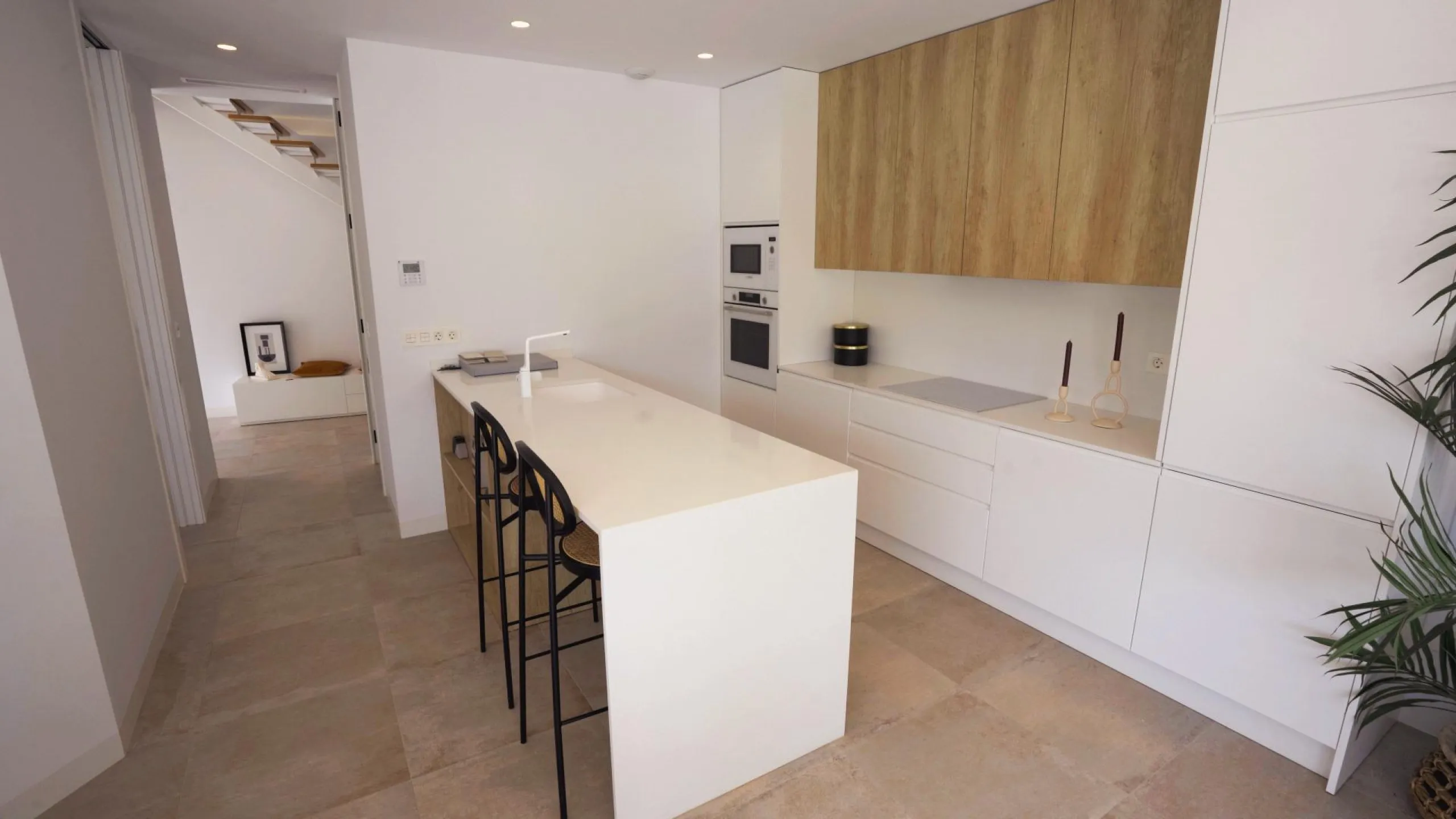 VILLAS DE LUJO! OBRA NUEVA DE ALTA CALIDAD! 3 DORMITORIOS. 3 BAÑOS. PISCINA PRIVADA. PARCELA 180M2.