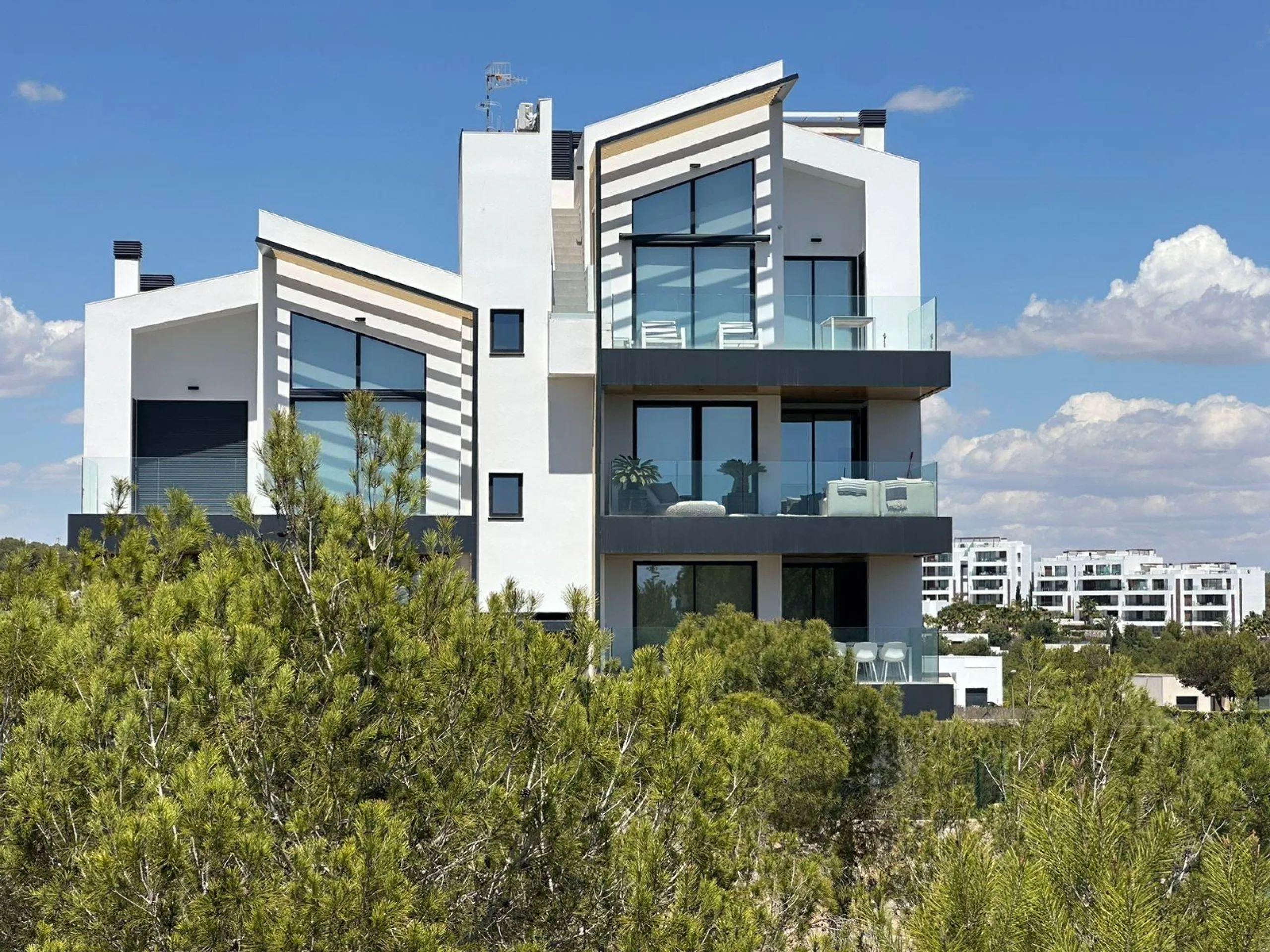 New apartment for sale in Las Colinas Golf Resort