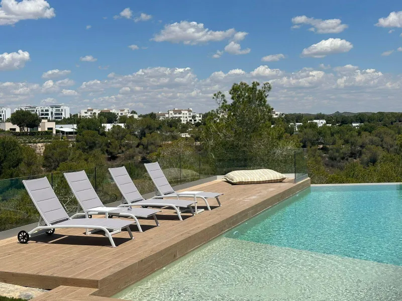 New apartment for sale in Las Colinas Golf Resort