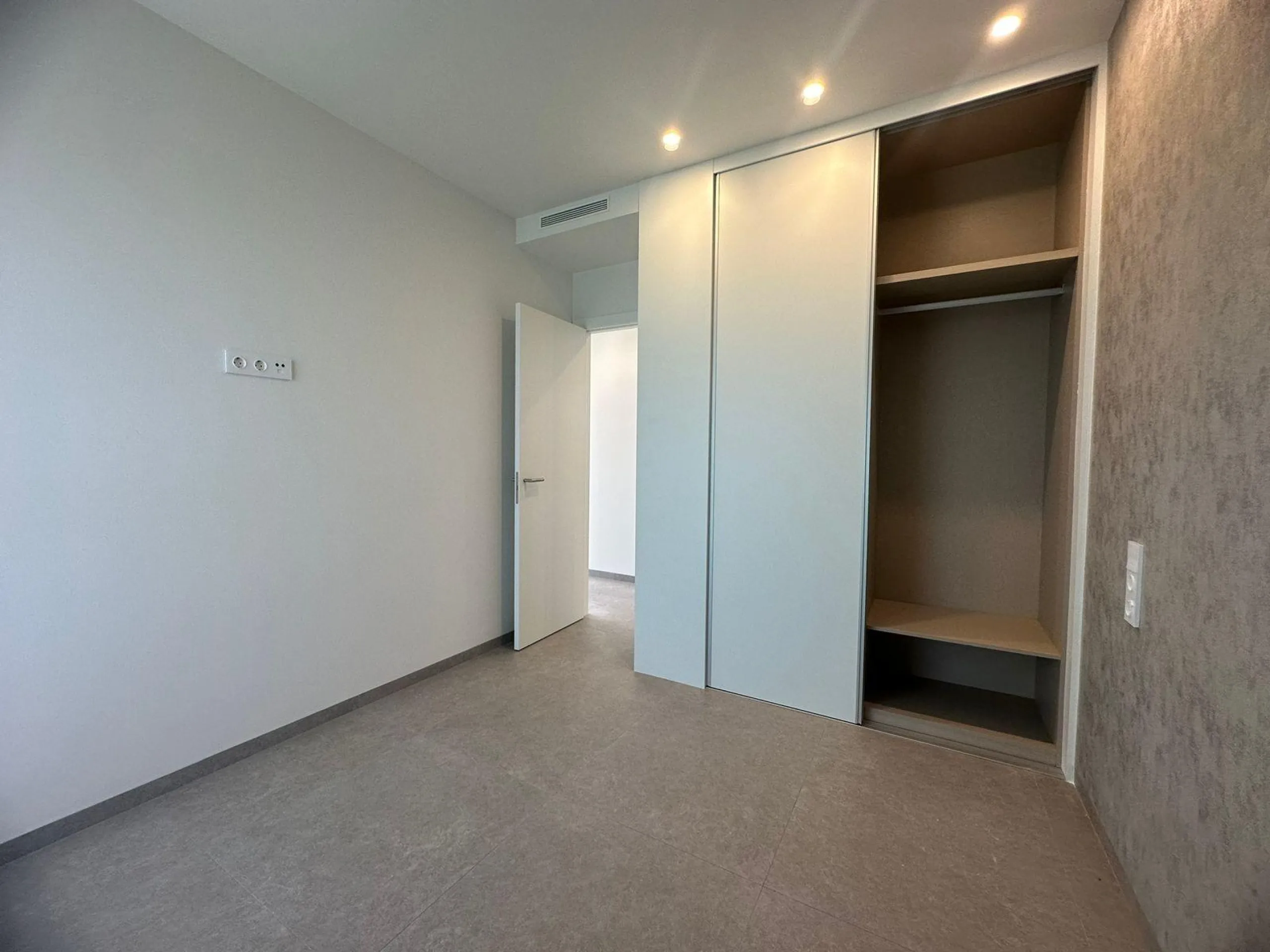 New apartment for sale in Las Colinas Golf Resort