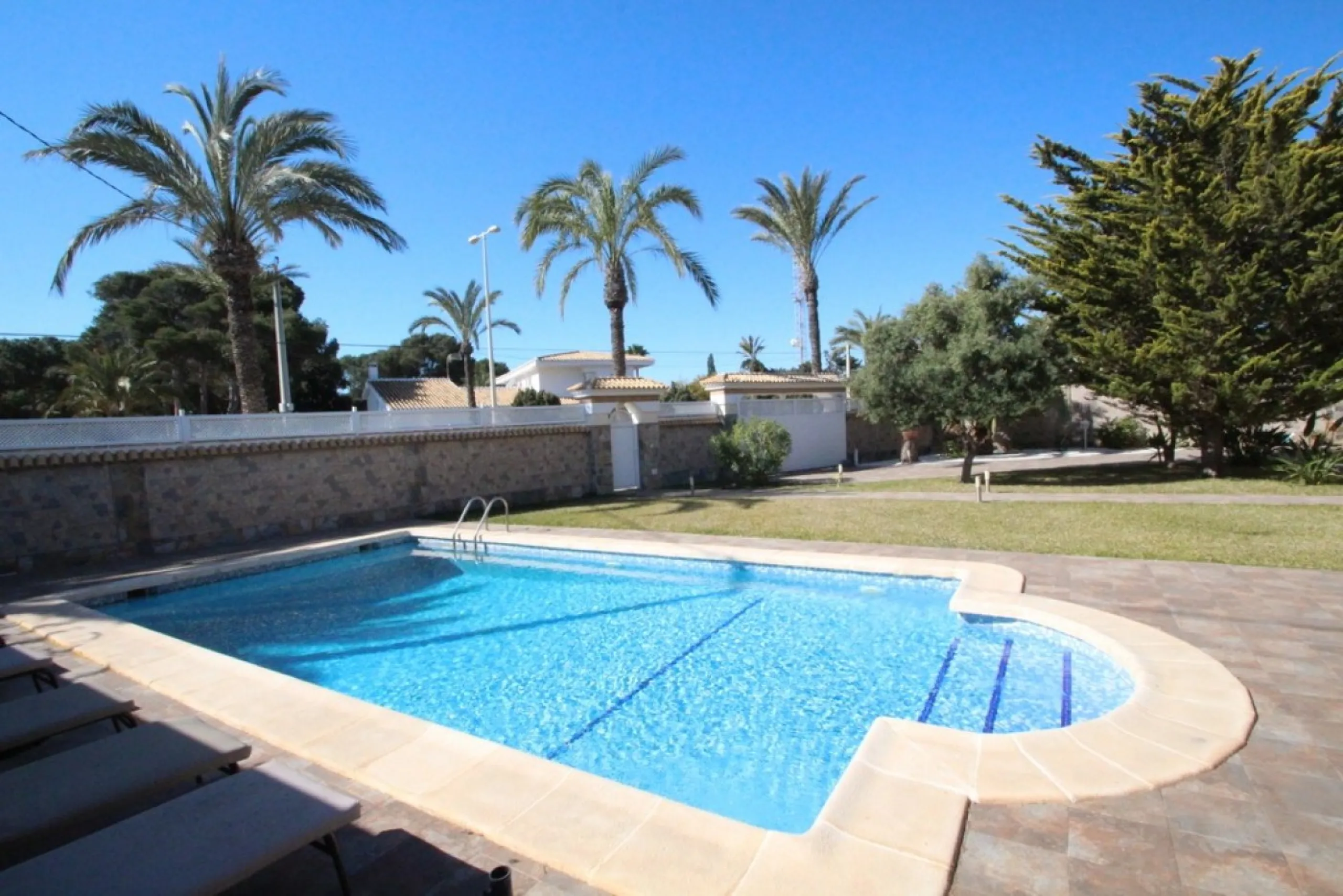 Luxury villa in Cabo Roig
