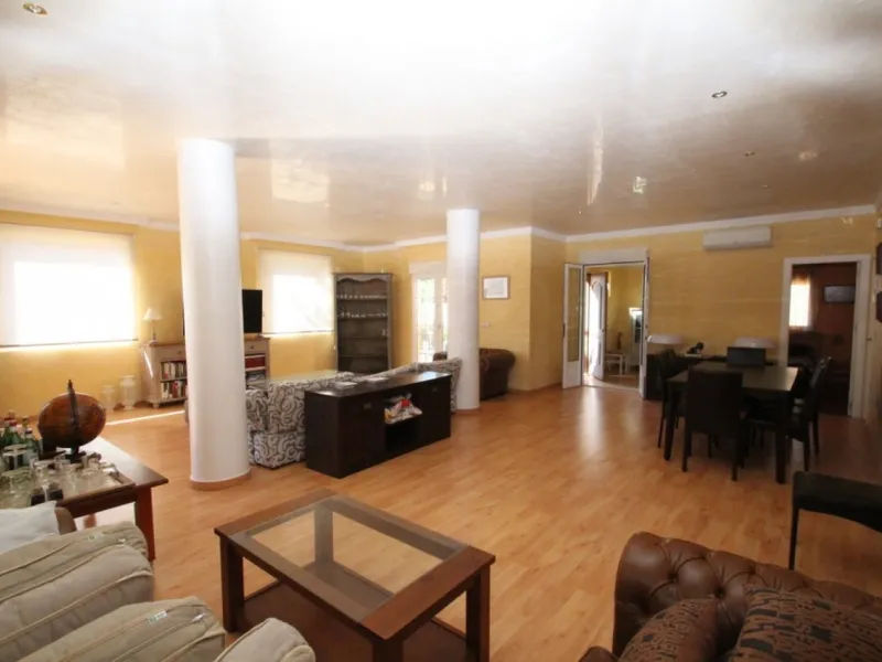 Luxury villa in Cabo Roig