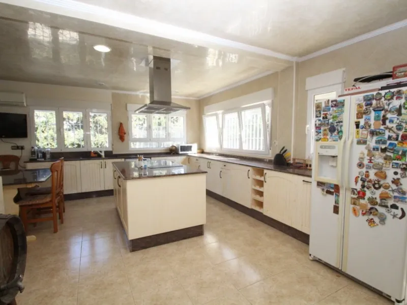 Luxury villa in Cabo Roig