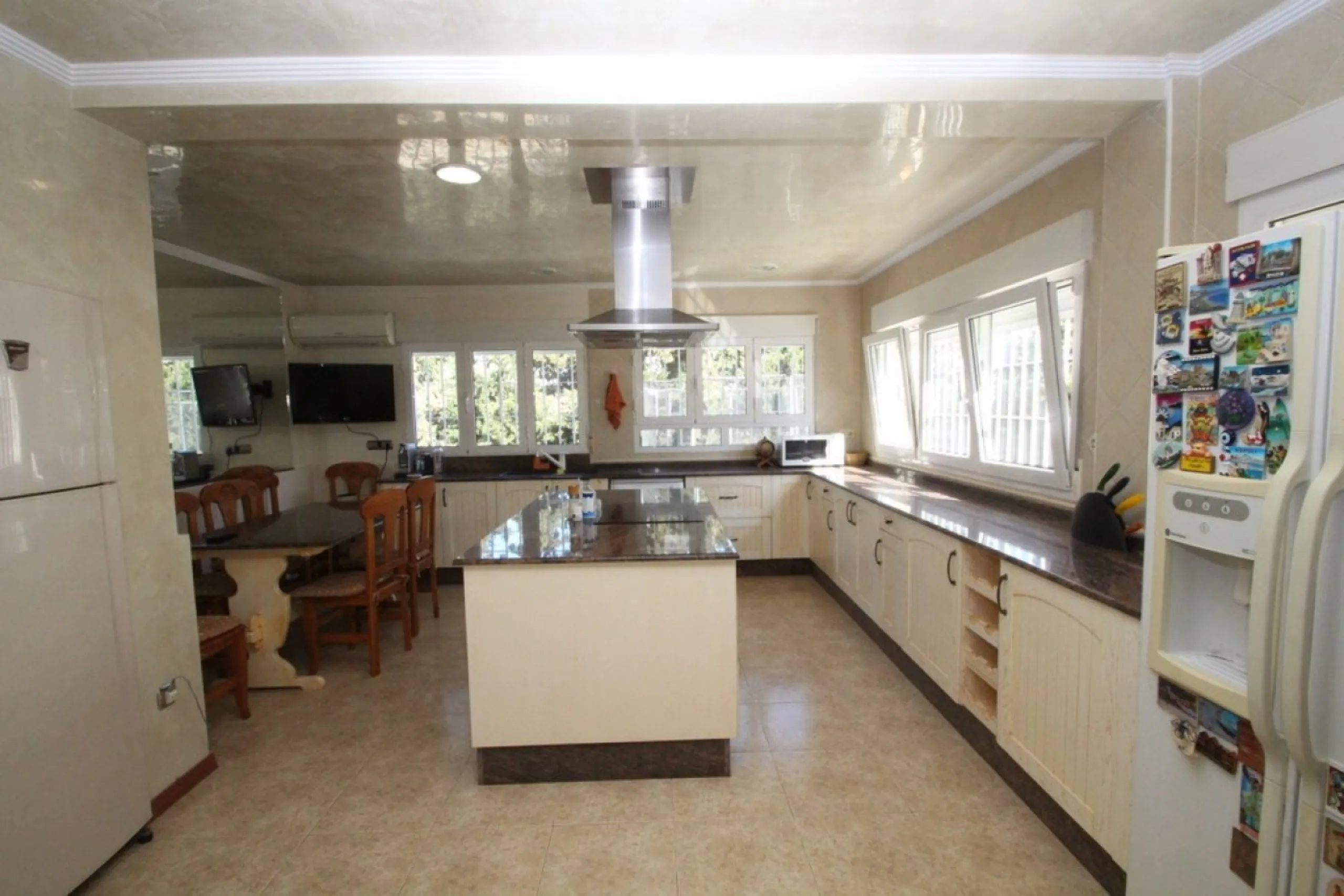 Luxury villa in Cabo Roig