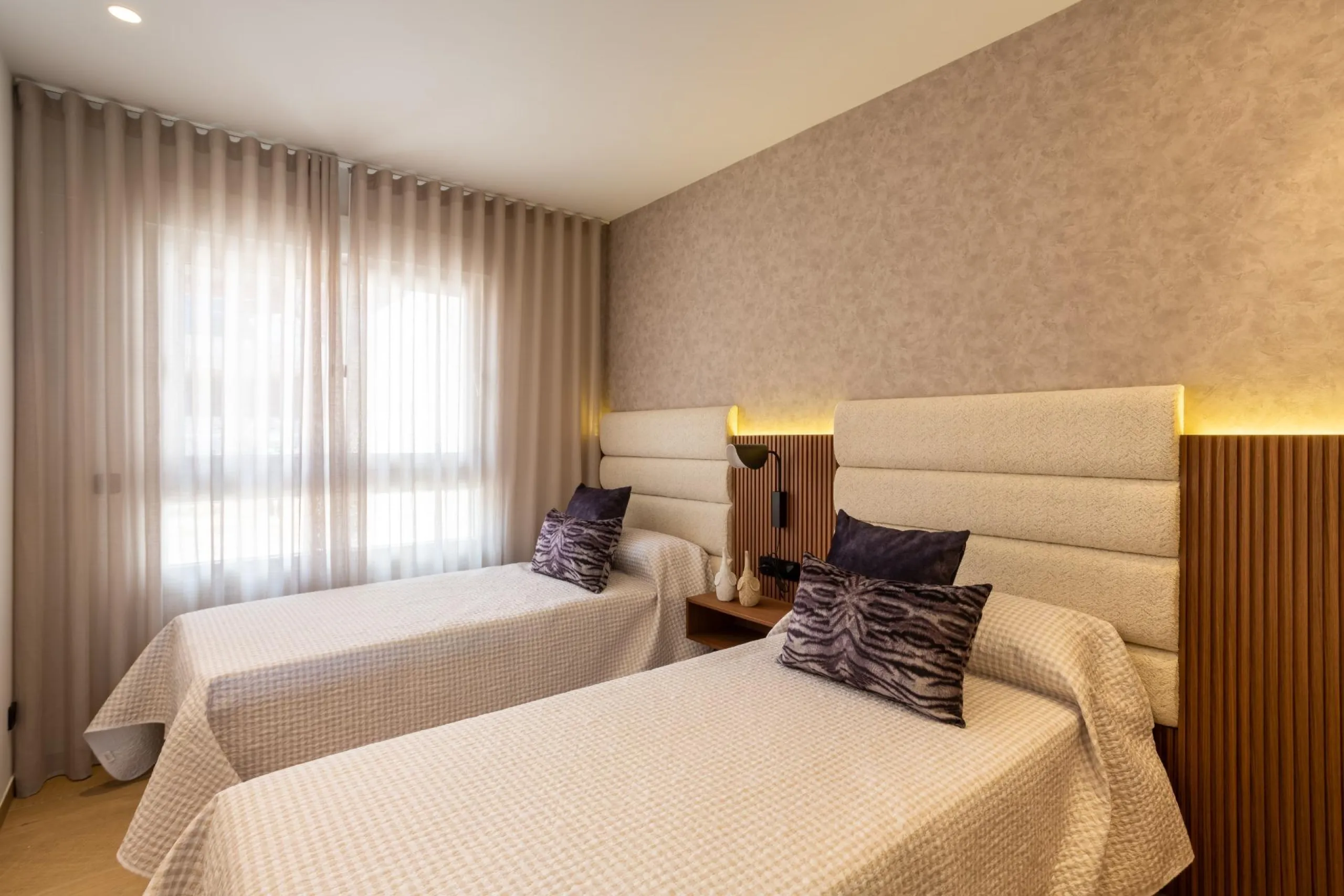 APARTAMENTOS DE OBRA NUEVA EN ALGORFA. RESIDENCIAL PRIVADA. 2 DORM. 2 BAÑOS. PISCINA. PARKING.