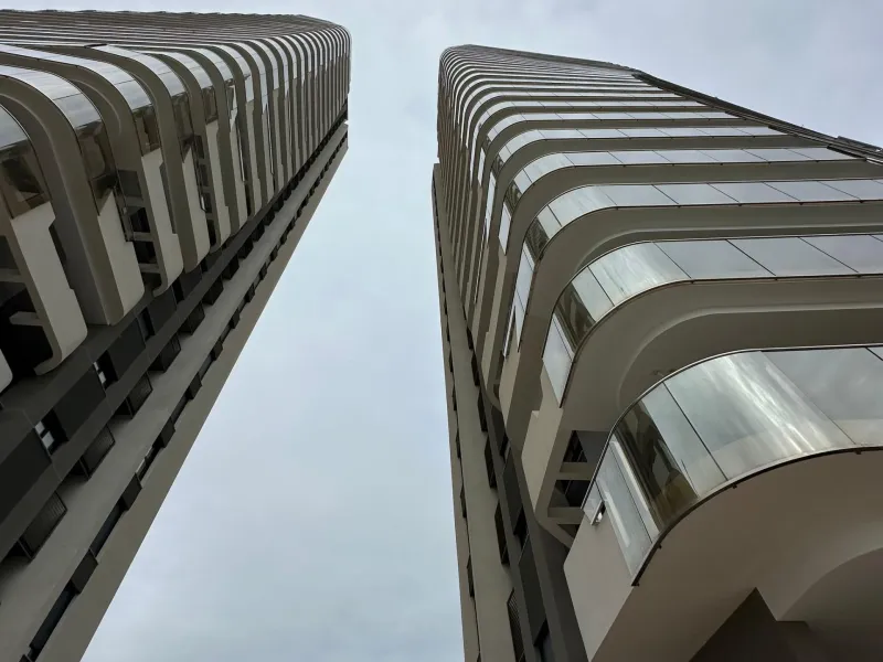 Incredible penthouse in first line of the sea