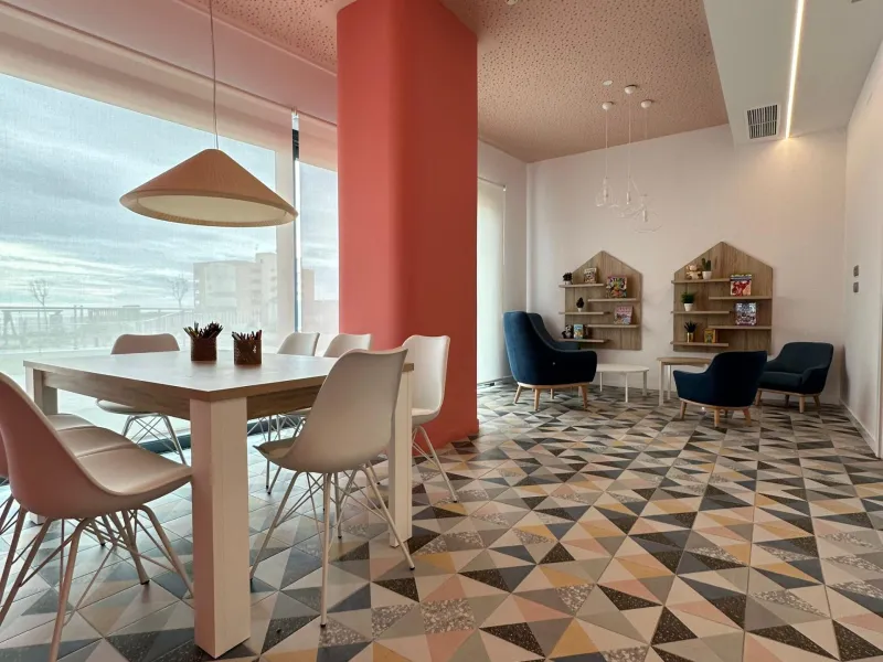 Incredible penthouse in first line of the sea