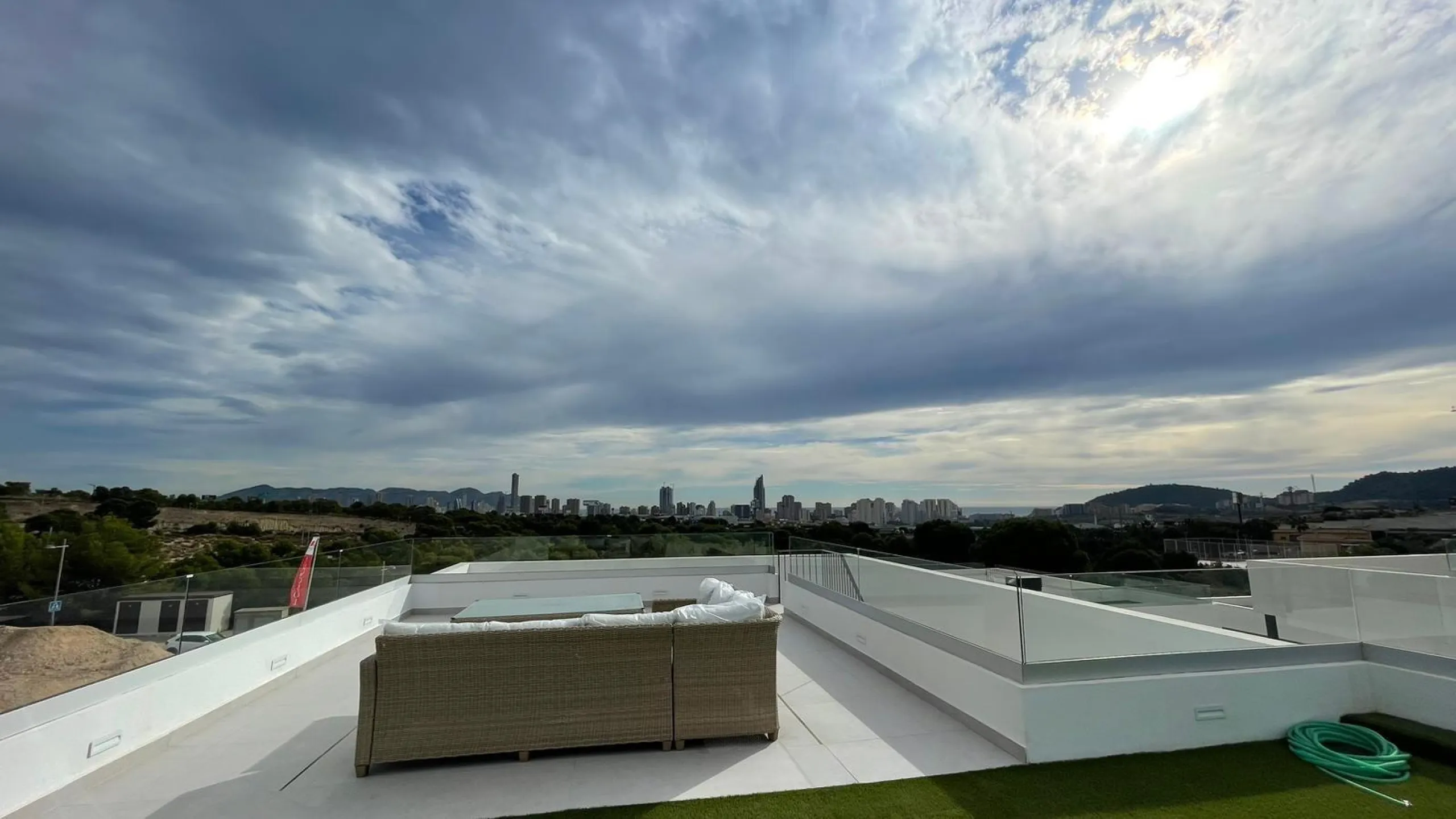 SPECTACULAR MODERN TURN KEY VILLA