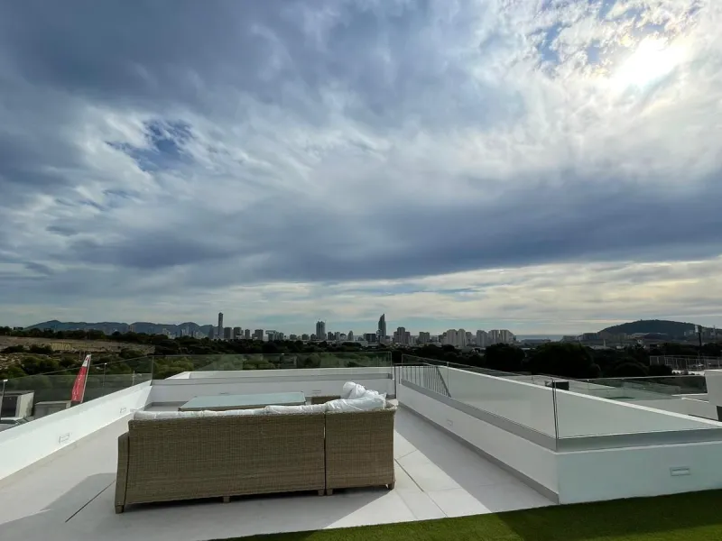 SPECTACULAR MODERN TURN KEY VILLA