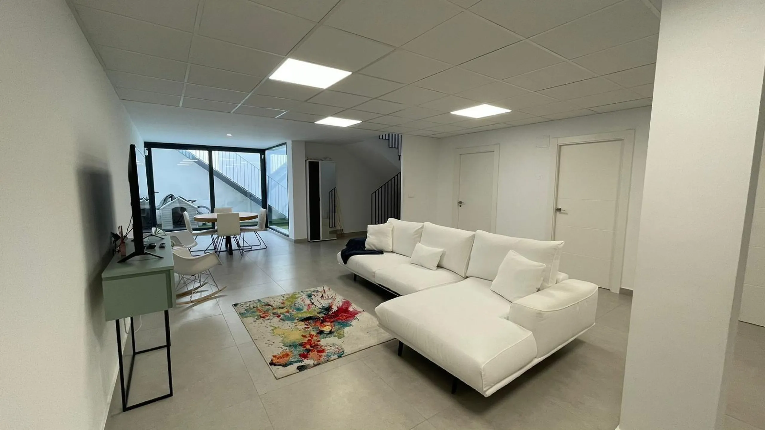 SPECTACULAR MODERN TURN KEY VILLA