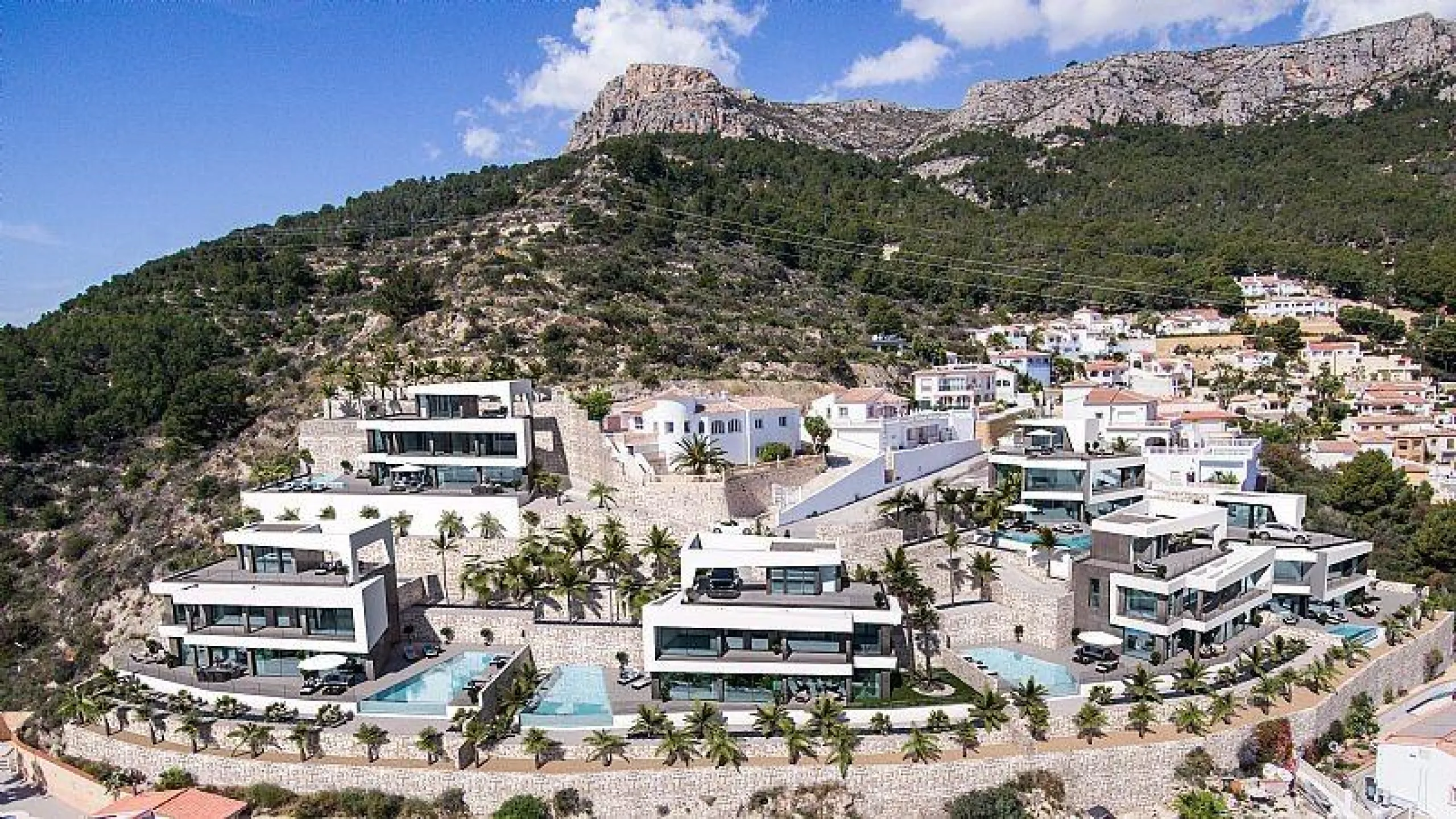 Villa de lujo con piscina privada y vistas al mar