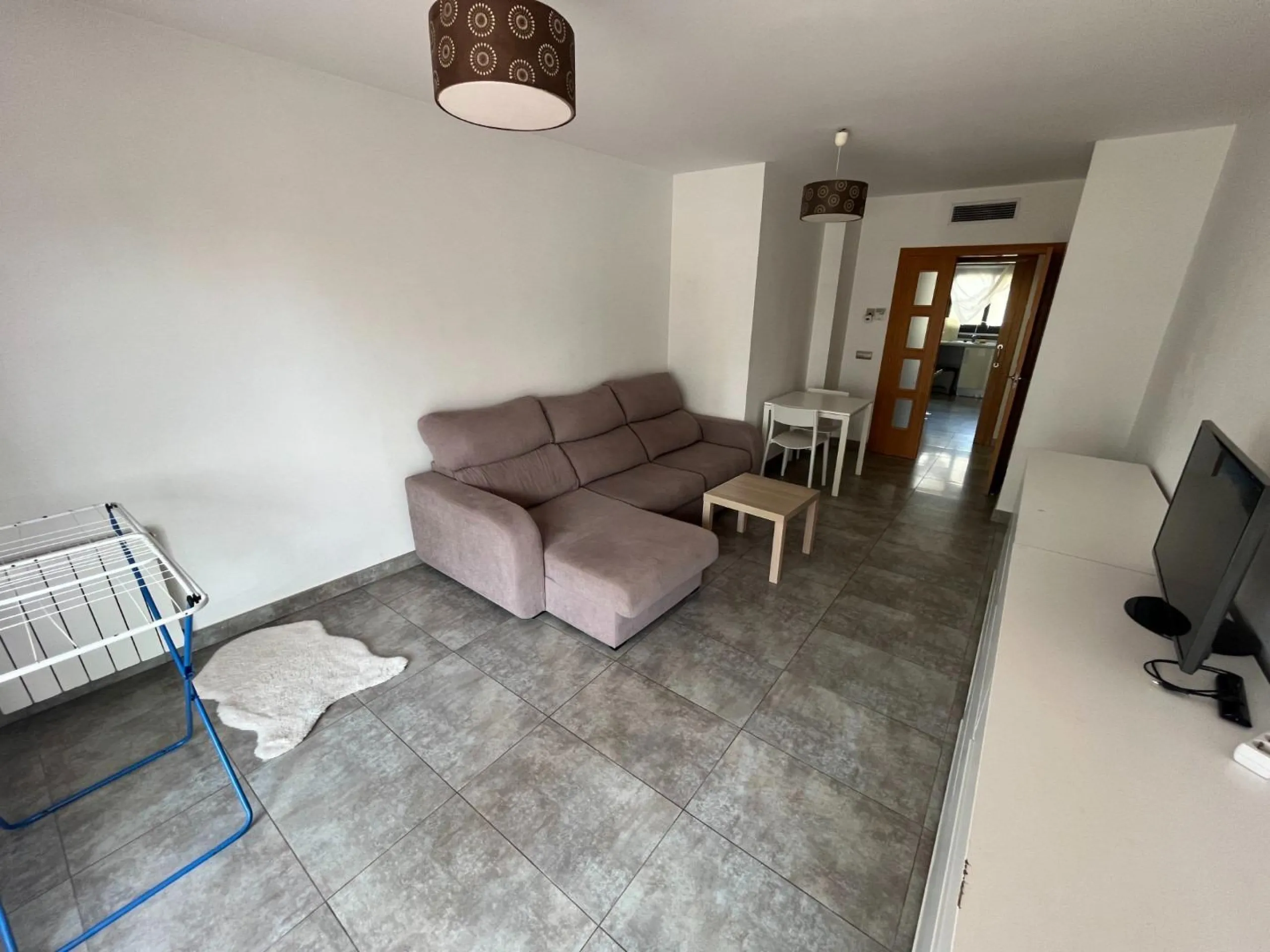 Apartamento de dos dormitorios junto a la Playa de San Juan