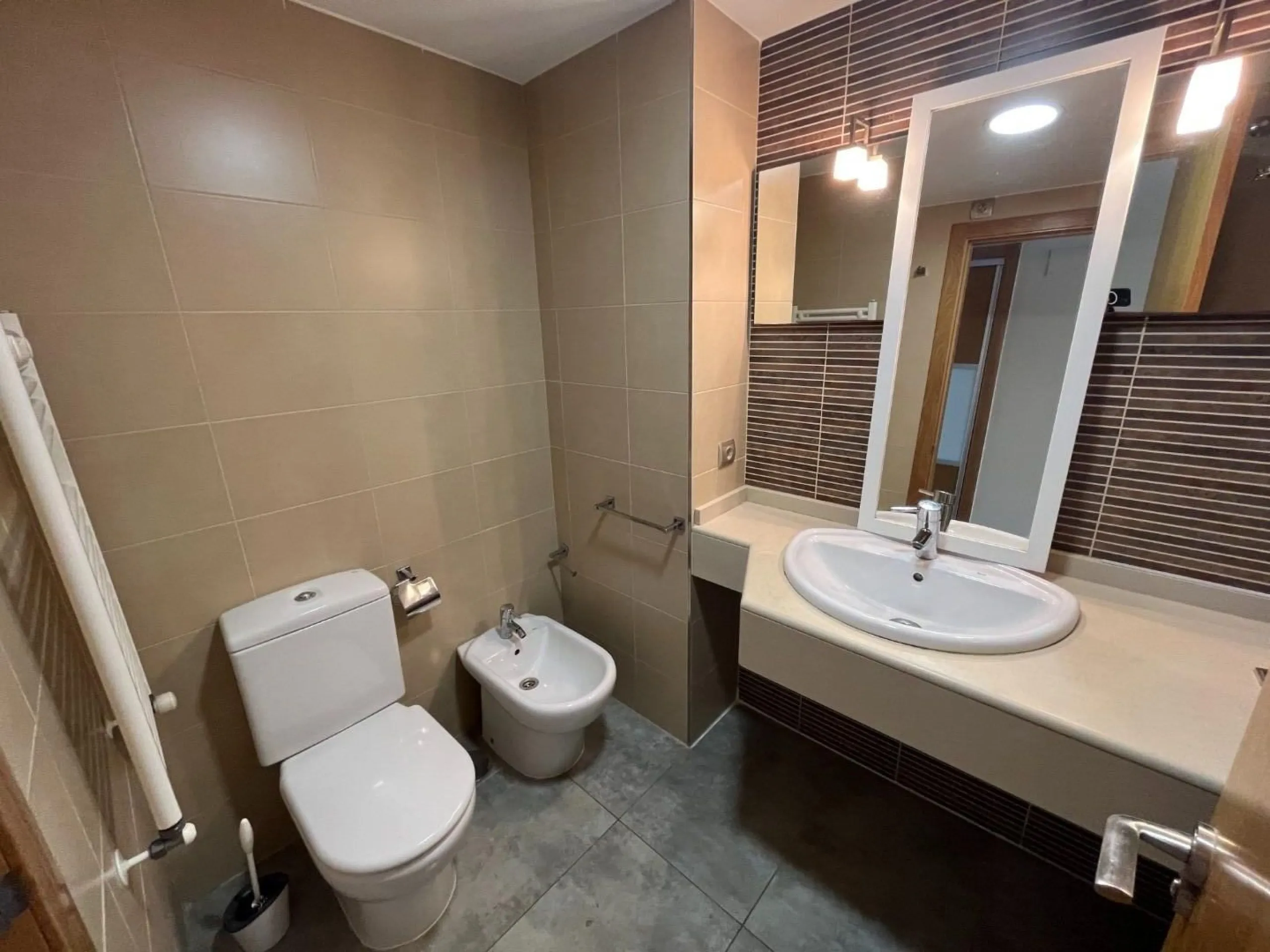 Apartamento de dos dormitorios junto a la Playa de San Juan