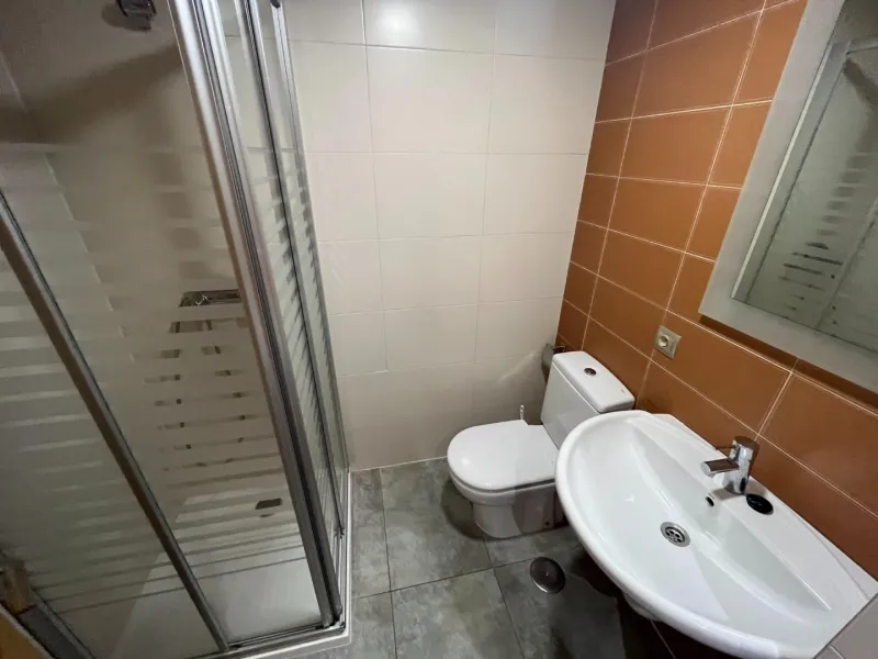 Apartamento de dos dormitorios junto a la Playa de San Juan