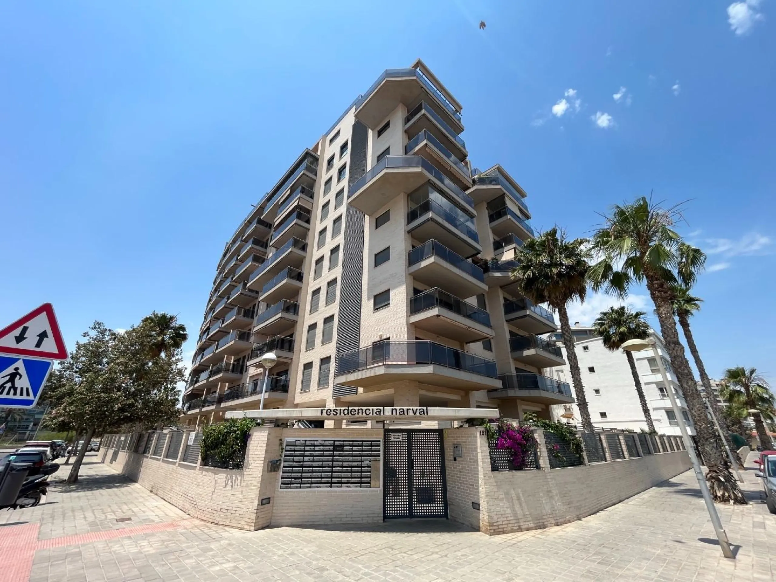 Apartamento de dos dormitorios junto a la Playa de San Juan