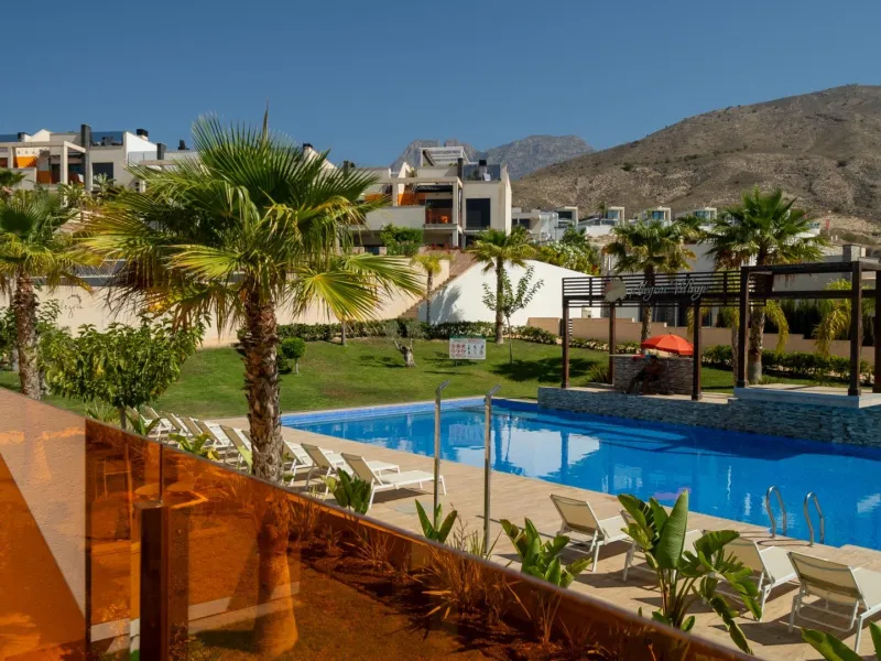Penthouse with Solarium and BBQ in the Alegria Village Urbanization