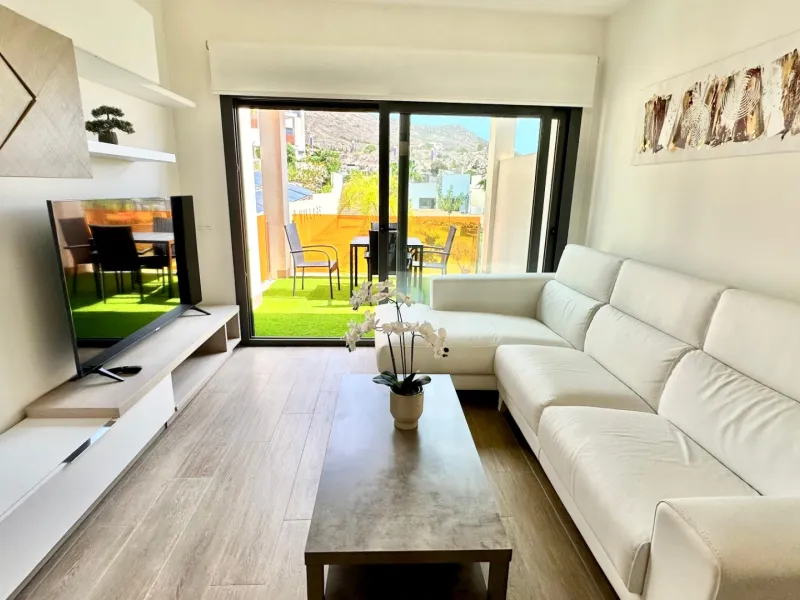 Penthouse with Solarium and BBQ in the Alegria Village Urbanization