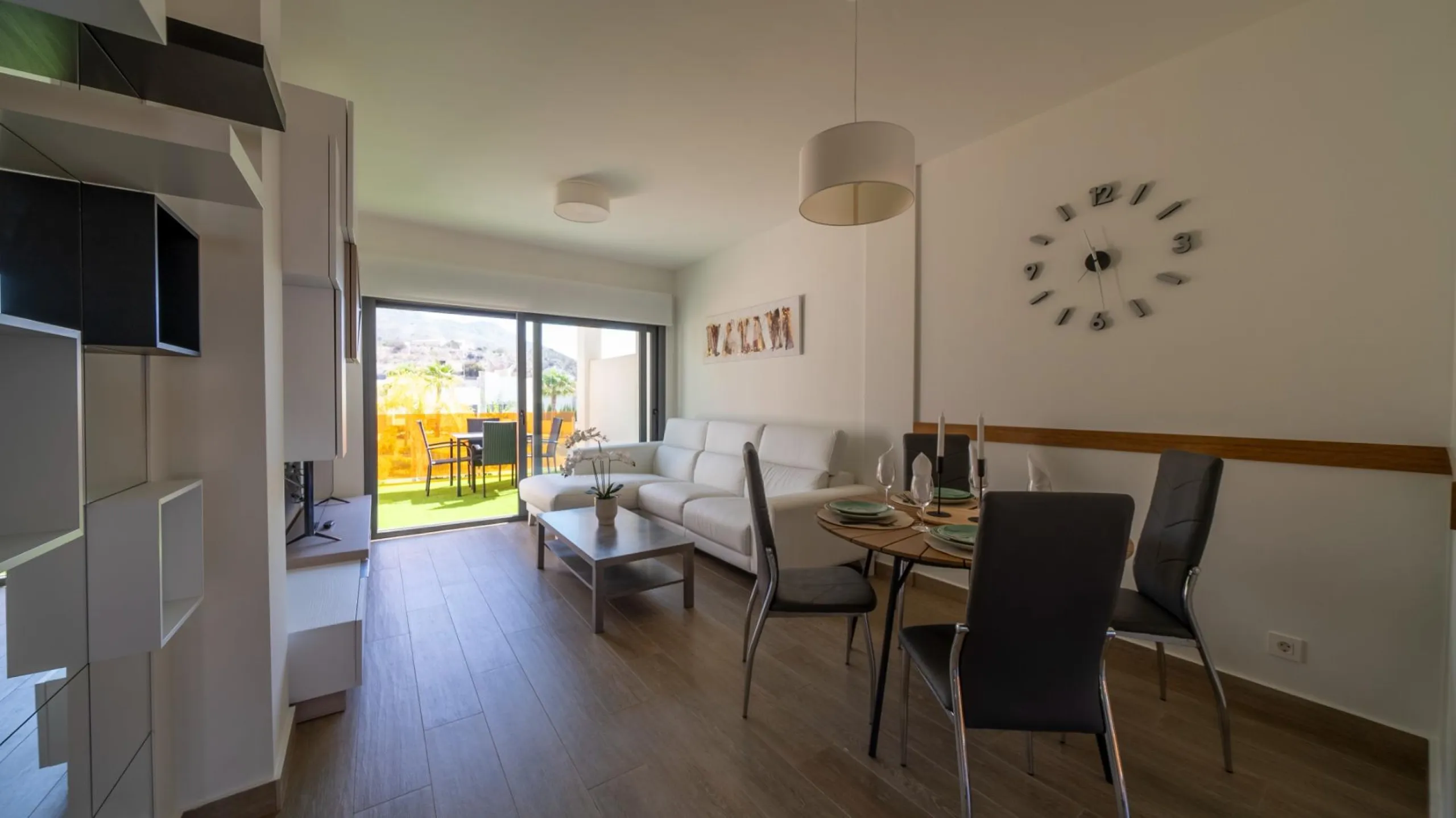 Penthouse with Solarium and BBQ in the Alegria Village Urbanization