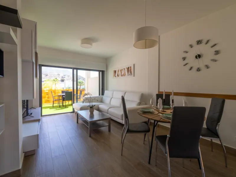 Penthouse with Solarium and BBQ in the Alegria Village Urbanization