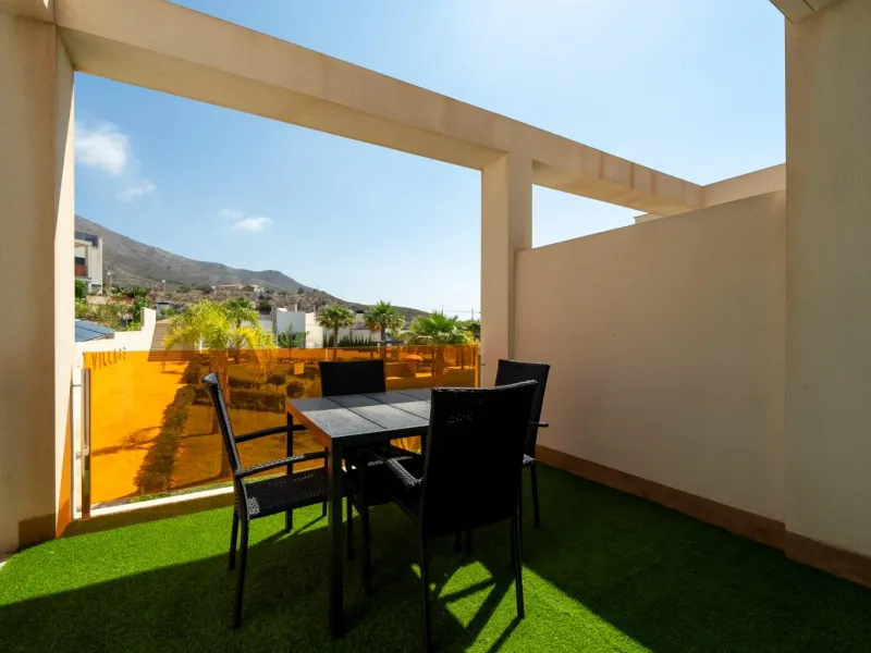 Penthouse with Solarium and BBQ in the Alegria Village Urbanization