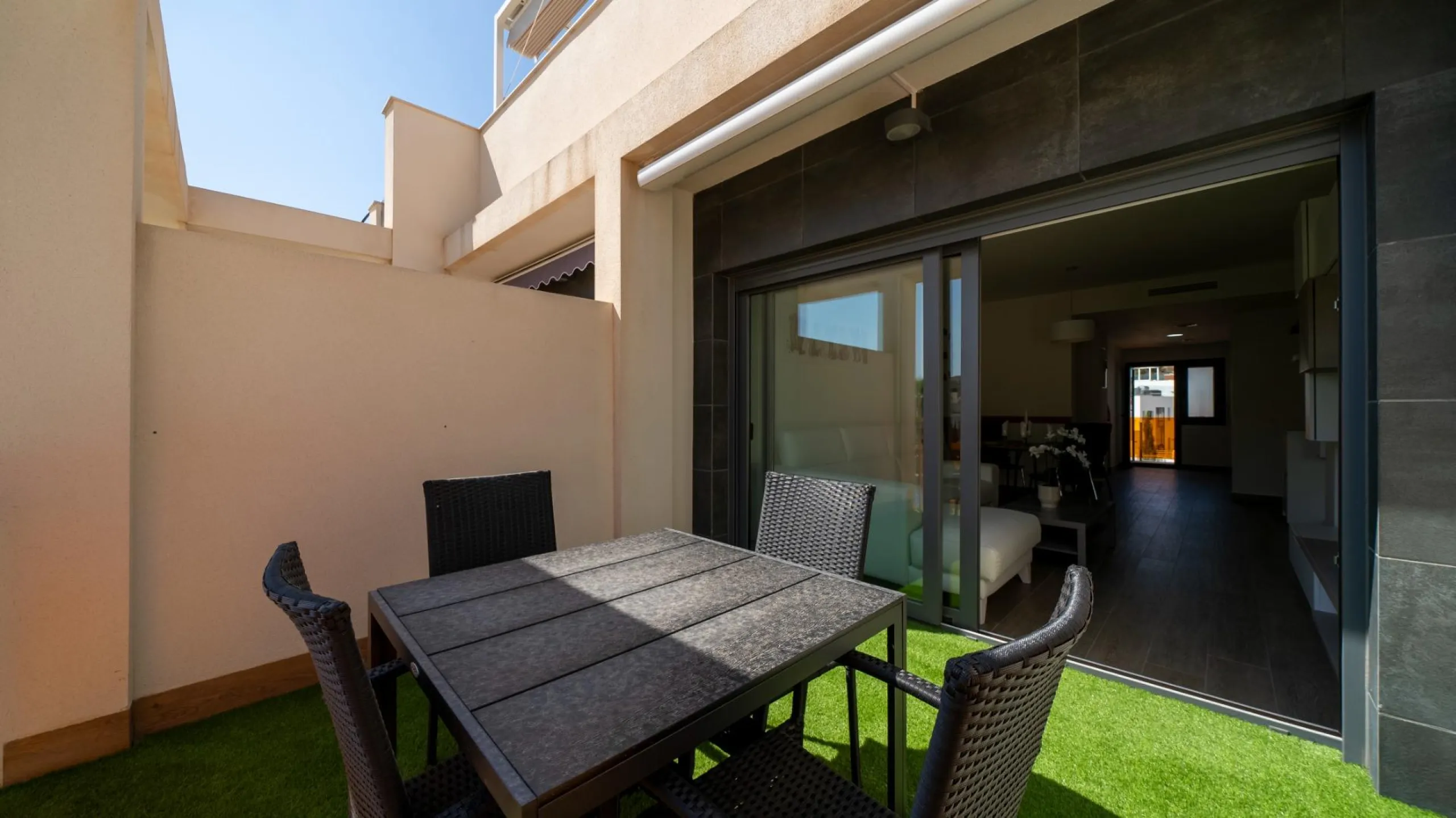 Penthouse with Solarium and BBQ in the Alegria Village Urbanization
