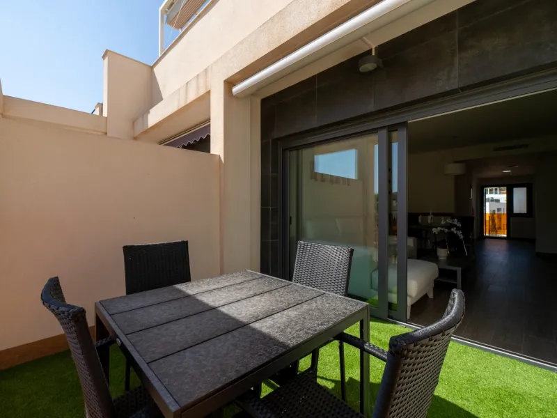 Penthouse with Solarium and BBQ in the Alegria Village Urbanization