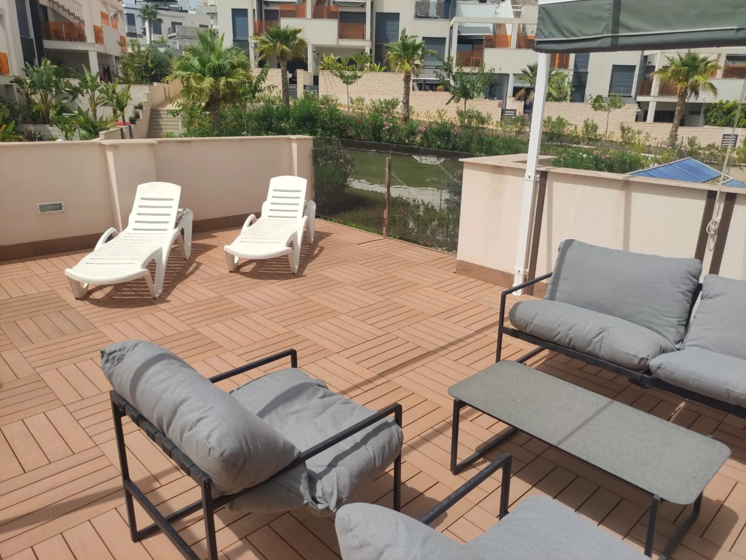 Penthouse with Solarium and BBQ in the Alegria Village Urbanization