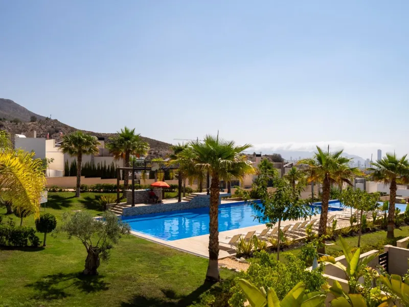 Penthouse with Solarium and BBQ in the Alegria Village Urbanization