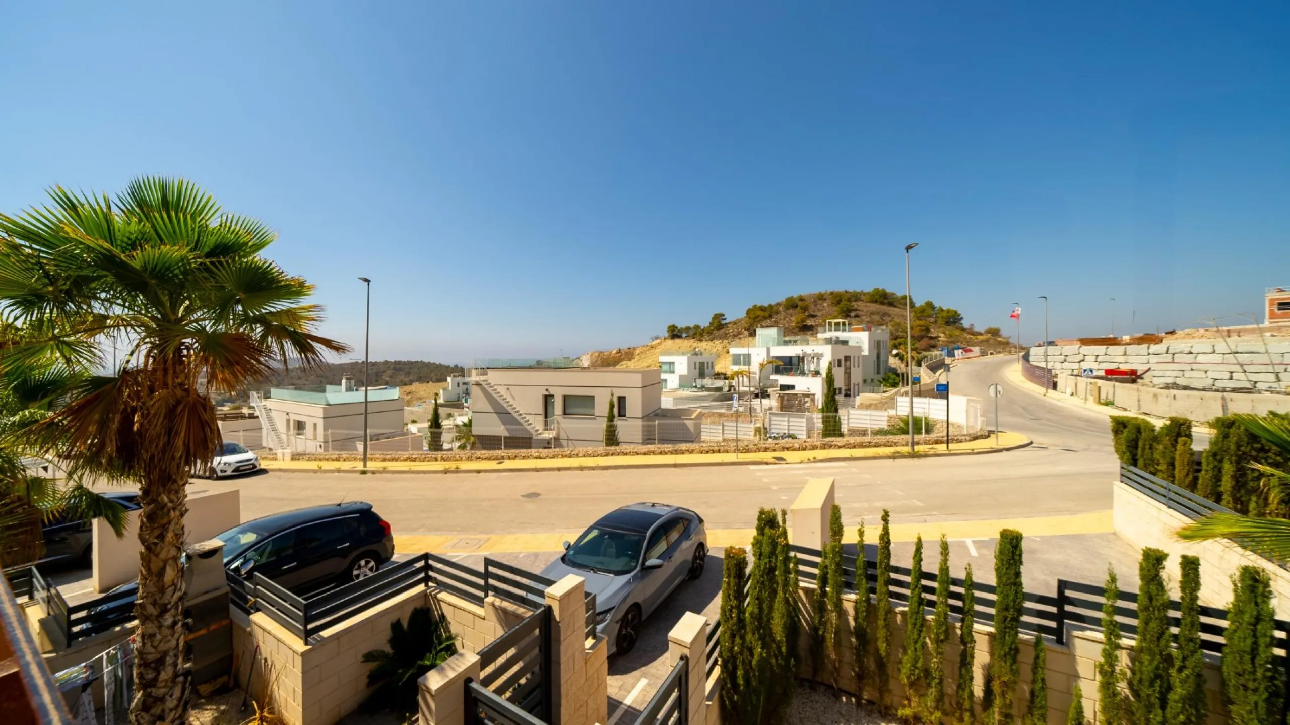 Penthouse with Solarium and BBQ in the Alegria Village Urbanization