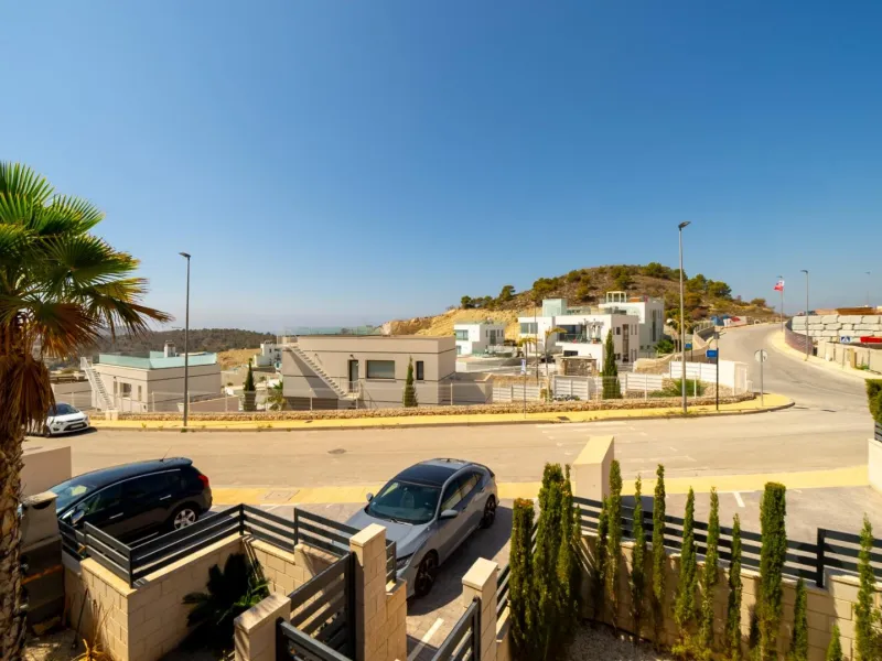 Penthouse with Solarium and BBQ in the Alegria Village Urbanization