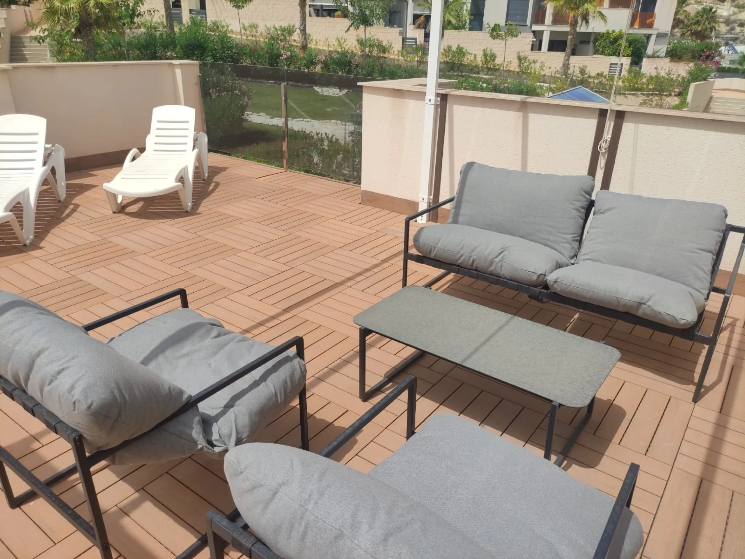 Penthouse with Solarium and BBQ in the Alegria Village Urbanization